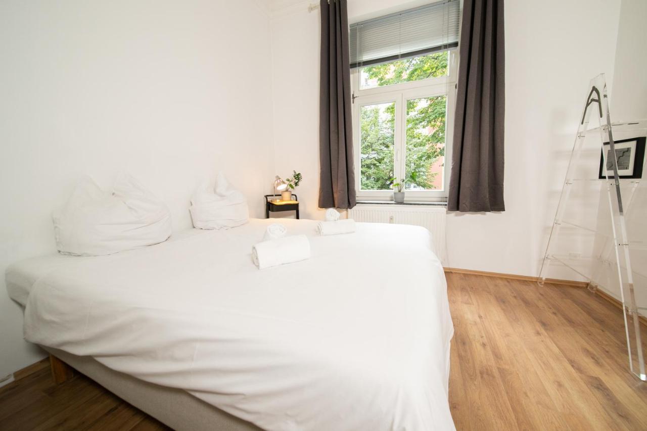 White 60 Qm Apartment - Zentral - Balkon - Messe デュッセルドルフ エクステリア 写真
